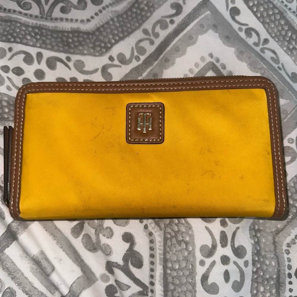 Tommy Hilfiger Wallet